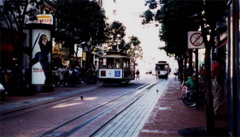 Cable Car leaving on tour.